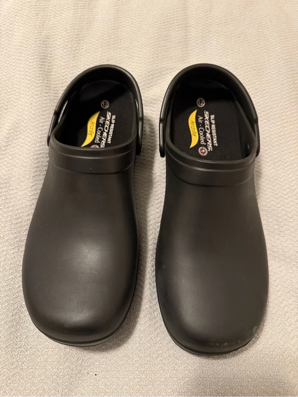 Skechers Arch Fit Riverbound SR Black Slip-On Clogs size 10 men’s
